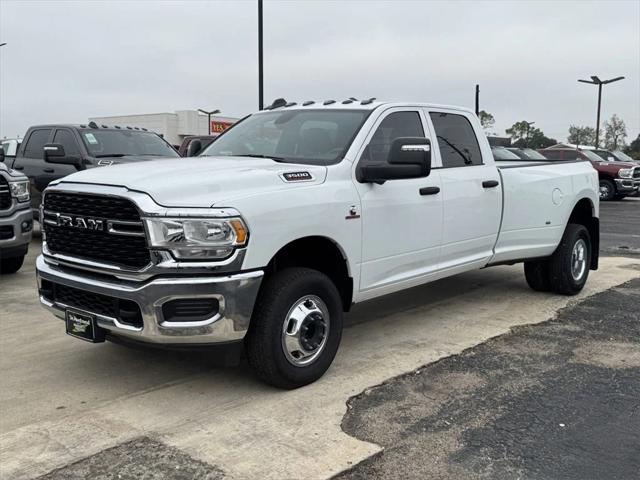 2024 RAM Ram 3500 RAM 3500 TRADESMAN CREW CAB 4X4 8 BOX