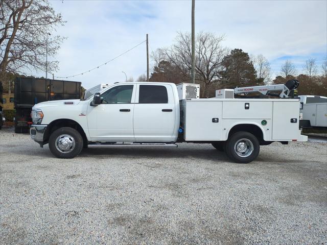 2024 RAM Ram 3500 Chassis Cab RAM 3500 TRADESMAN CREW CAB CHASSIS 4X4 60 CA