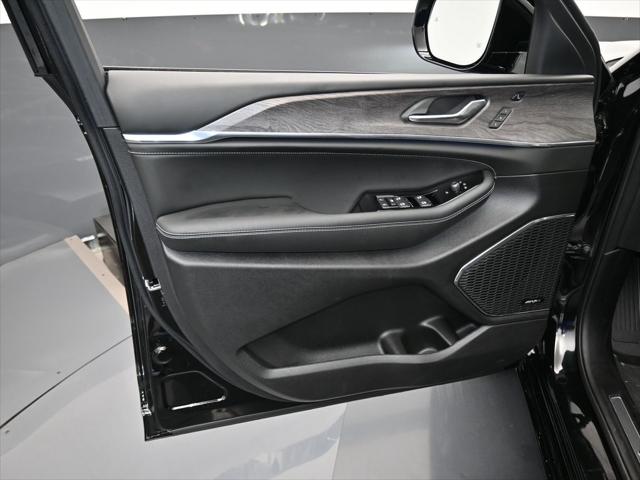 2024 Jeep Grand Cherokee GRAND CHEROKEE OVERLAND 4X4