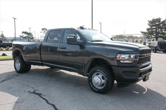 2024 RAM Ram 3500 RAM 3500 TRADESMAN CREW CAB 4X4 8 BOX