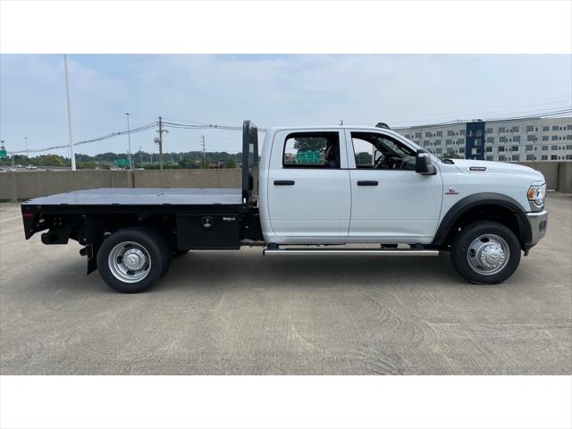 2024 RAM Ram 5500 Chassis Cab RAM 5500 TRADESMAN CHASSIS CREW CAB 4X4 60 CA