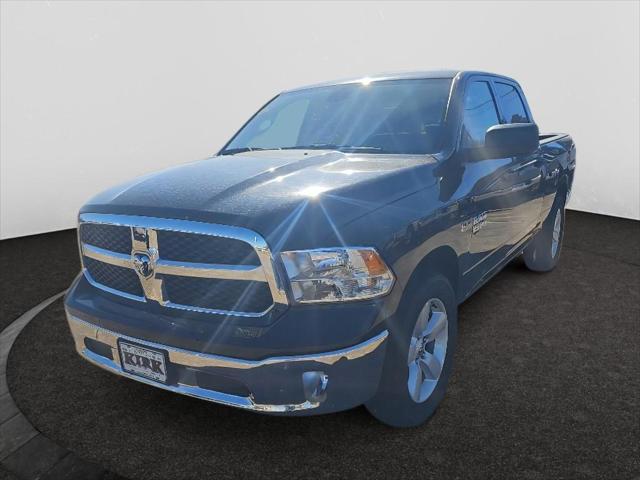 2024 RAM Ram 1500 Classic RAM 1500 CLASSIC TRADESMAN CREW CAB 4X4 64 BOX