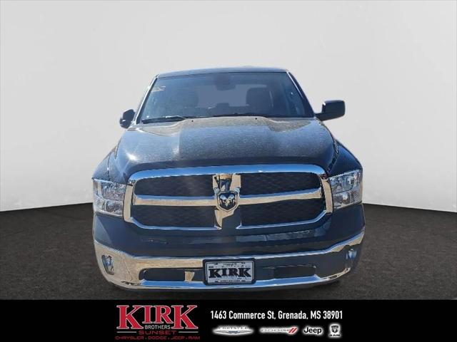 2024 RAM Ram 1500 Classic RAM 1500 CLASSIC TRADESMAN CREW CAB 4X4 64 BOX