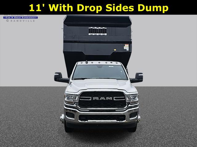 2024 RAM Ram 3500 Chassis Cab RAM 3500 TRADESMAN CHASSIS REGULAR CAB 4X4 84 CA