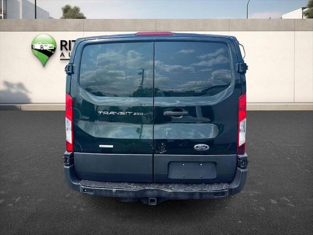 2015 Ford Transit 250 3dr SWB Low Roof Cargo Van w/60/40 Passenger Side Doors