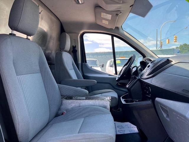 2015 Ford Transit 250 3dr SWB Low Roof Cargo Van w/60/40 Passenger Side Doors