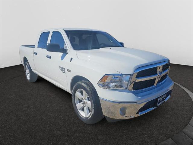 2024 RAM Ram 1500 Classic RAM 1500 CLASSIC TRADESMAN CREW CAB 4X4 64 BOX