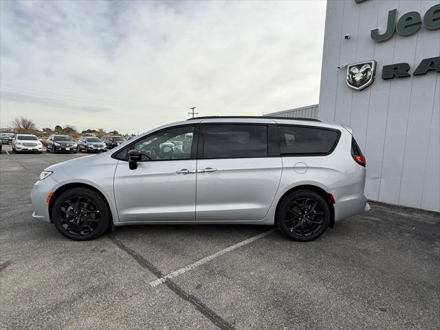 2024 Chrysler Pacifica PACIFICA TOURING L AWD