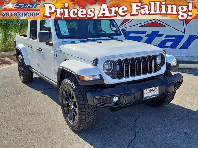 2024 Jeep Gladiator GLADIATOR NIGHTHAWK 4X4