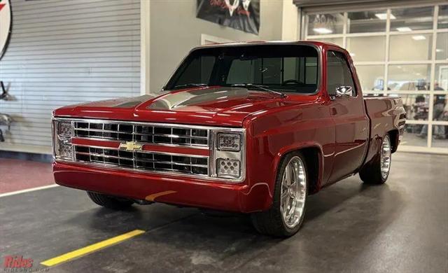 1986 Chevrolet Pickup Base for sale in Bismarck, ND