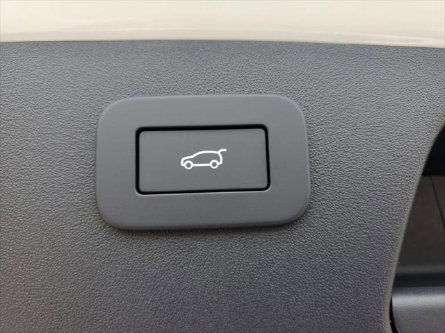 2024 Jaguar E-PACE R-Dynamic SE P250 AWD Automatic