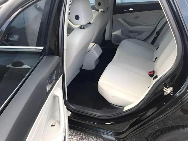 2019 Volkswagen Jetta 1.4T R-Line
