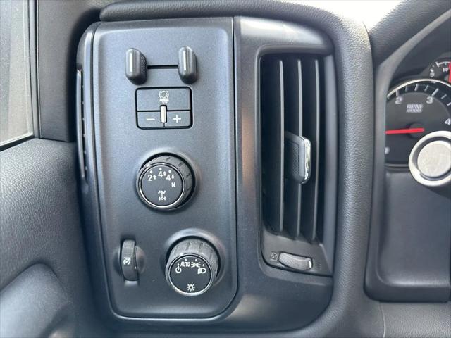 2024 Chevrolet Silverado 6500HD 1WT