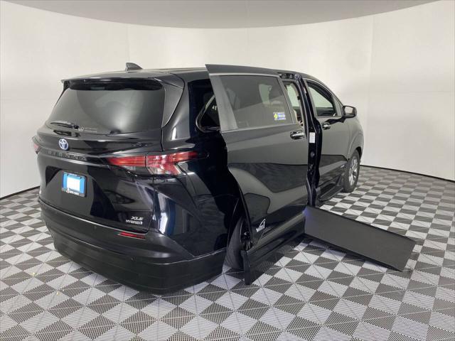 2021 Toyota Sienna XLE