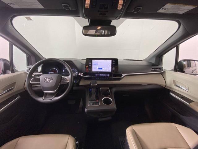 2021 Toyota Sienna XLE