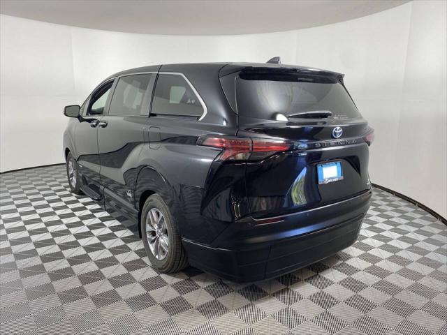 2021 Toyota Sienna XLE