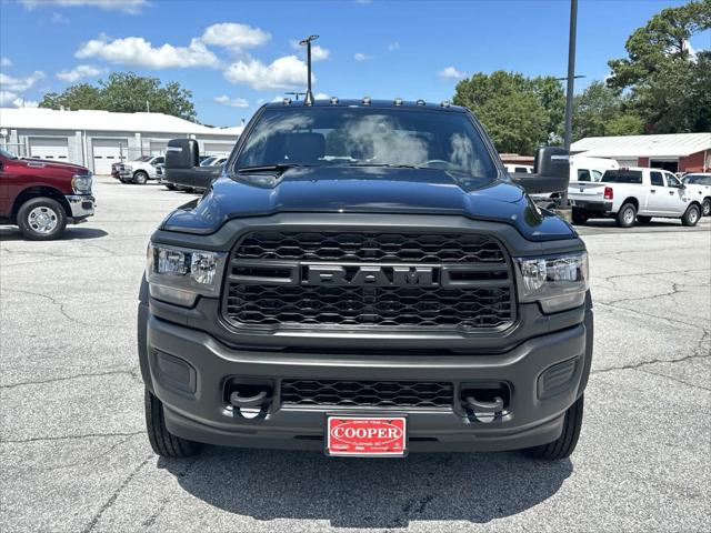 2024 RAM Ram 5500 Chassis Cab RAM 5500 TRADESMAN CHASSIS CREW CAB 4X4 84 CA
