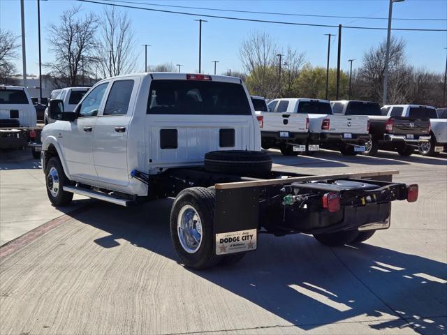 2024 RAM Ram 3500 Chassis Cab RAM 3500 TRADESMAN CREW CAB CHASSIS 4X4 60 CA