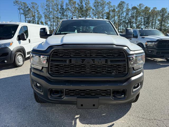 2024 RAM Ram 5500 Chassis Cab RAM 5500 TRADESMAN CHASSIS CREW CAB 4X2 84 CA