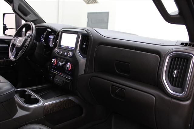 2020 GMC Sierra 3500HD 4WD Crew Cab Standard Bed Denali