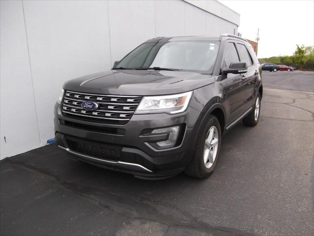2017 Ford Explorer XLT 2017 Ford Explorer XLT