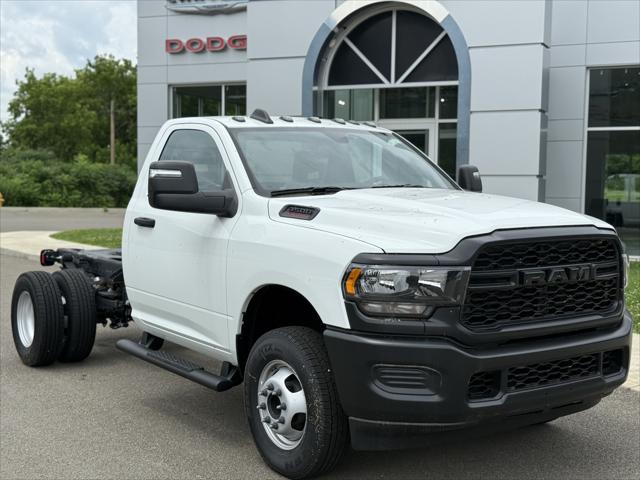2024 RAM Ram 3500 Chassis Cab RAM 3500 TRADESMAN CHASSIS REGULAR CAB 4X4 60 CA