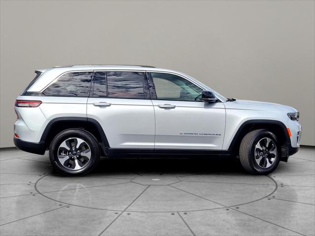 2023 Jeep Grand Cherokee 4xe Base 4xe 2023 Jeep Grand Cherokee 4xe Base 4xe