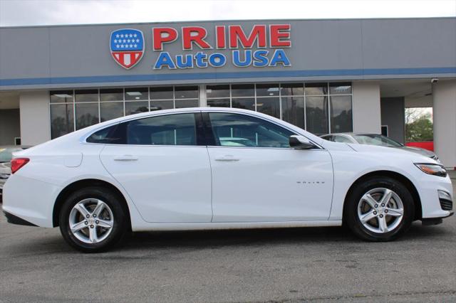 2022 Chevrolet Malibu FWD 1FL