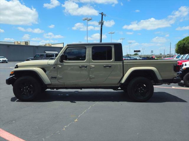 2022 Jeep Gladiator Altitude 4x4