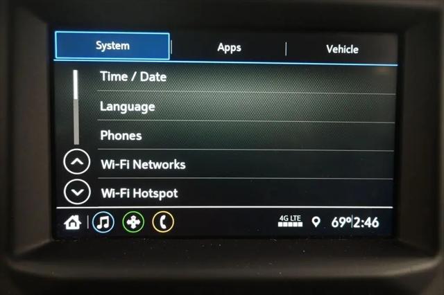 2022 Chevrolet Silverado 1500 4WD Crew Cab Short Bed Custom Trail Boss