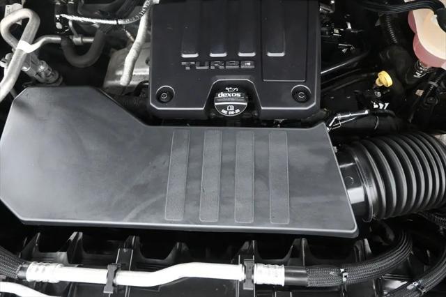 2022 Chevrolet Silverado 1500 4WD Crew Cab Short Bed Custom Trail Boss