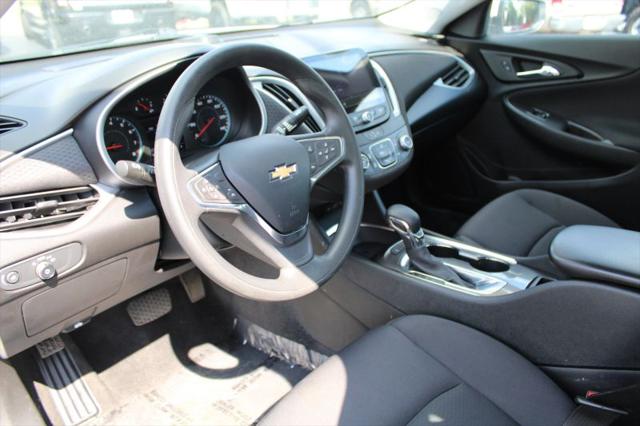 2021 Chevrolet Malibu FWD 1FL
