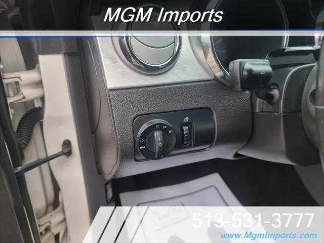 2007 Ford Mustang V6 Deluxe