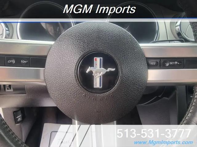 2007 Ford Mustang V6 Deluxe
