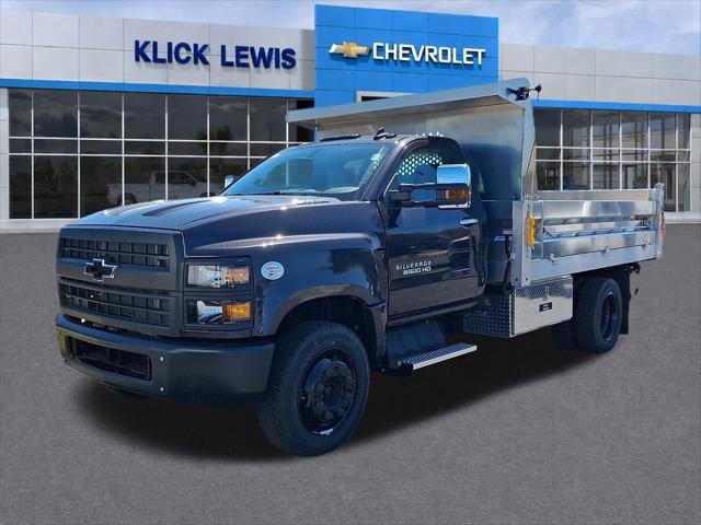 2024 Chevrolet Silverado 6500HD 1LT