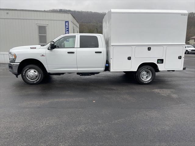 2024 RAM Ram 3500 Chassis Cab RAM 3500 TRADESMAN CREW CAB CHASSIS 4X4 60 CA