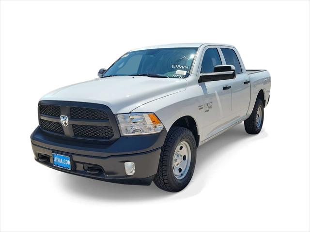 2024 RAM Ram 1500 Classic RAM 1500 CLASSIC TRADESMAN CREW CAB 4X4 57 BOX