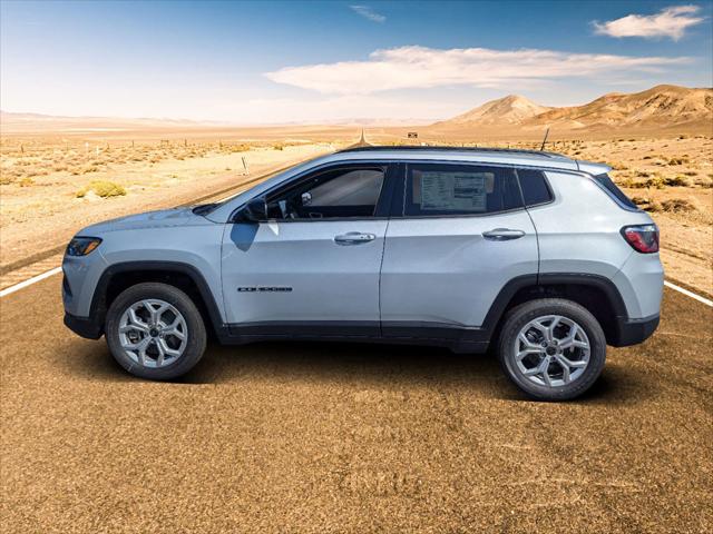 2025 Jeep Compass COMPASS LATITUDE 4X4