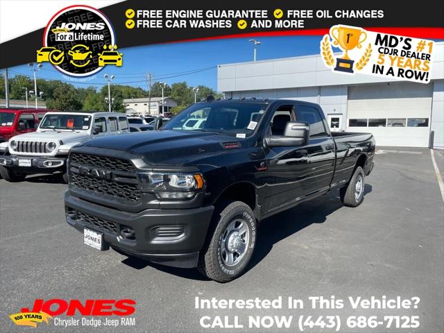 2024 RAM Ram 3500 RAM 3500 TRADESMAN CREW CAB 4X4 8 BOX