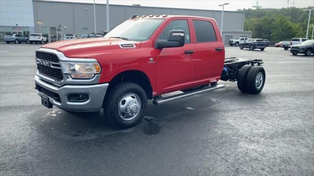 2024 RAM Ram 3500 Chassis Cab RAM 3500 TRADESMAN CREW CAB CHASSIS 4X4 60 CA