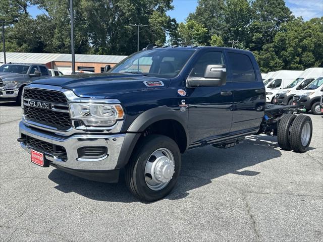 2024 RAM Ram 5500 Chassis Cab RAM 5500 TRADESMAN CHASSIS CREW CAB 4X4 60 CA