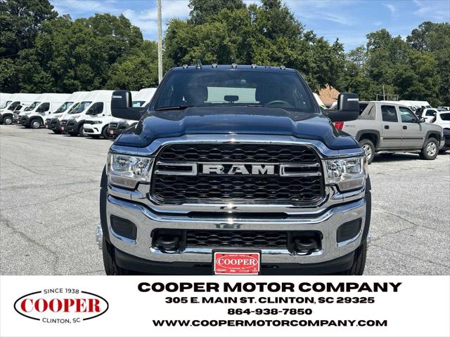2024 RAM Ram 5500 Chassis Cab RAM 5500 TRADESMAN CHASSIS CREW CAB 4X4 60 CA