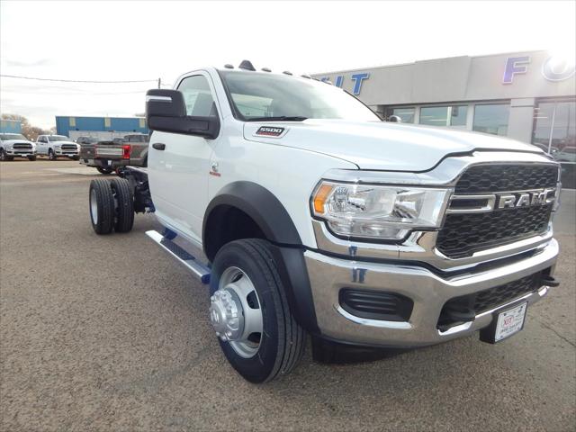 2024 RAM Ram 5500 Chassis Cab RAM 5500 TRADESMAN CHASSIS REGULAR CAB 4X4 84 CA