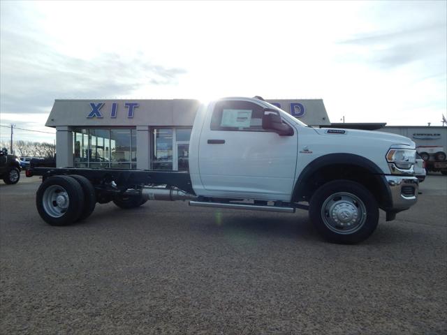 2024 RAM Ram 5500 Chassis Cab RAM 5500 TRADESMAN CHASSIS REGULAR CAB 4X4 84 CA