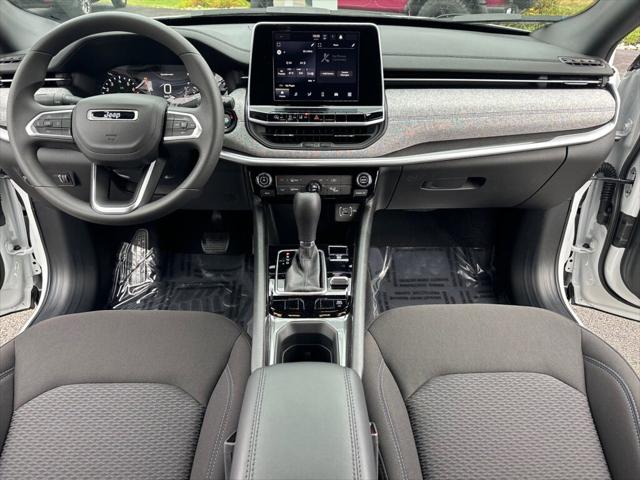 2025 Jeep Compass COMPASS SPORT 4X4