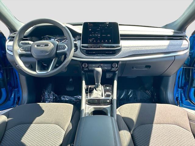 2025 Jeep Compass COMPASS SPORT 4X4