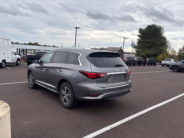 2017 INFINITI QX60 Base 2017 INFINITI QX60 Base
