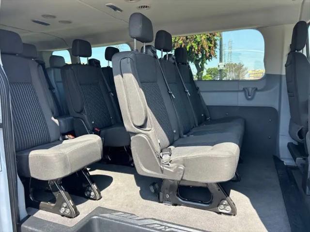 2017 Ford Transit XLT