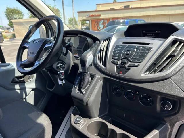 2017 Ford Transit XLT