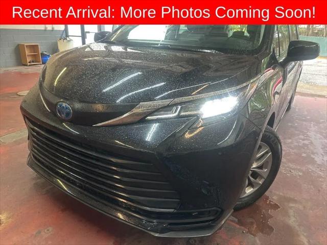 2023 Toyota Sienna LE for sale in Easley, SC
